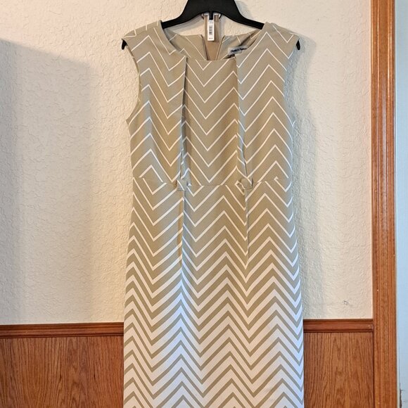 DRESSES!!! - Picture 3 of 16